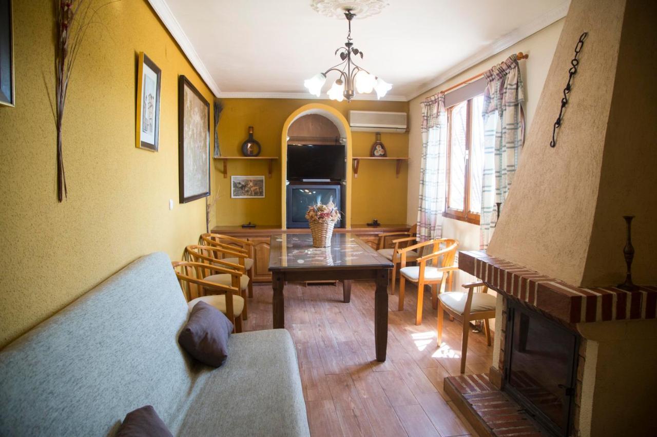 Villa La Charca De La Dehesa Casas del Monte Esterno foto