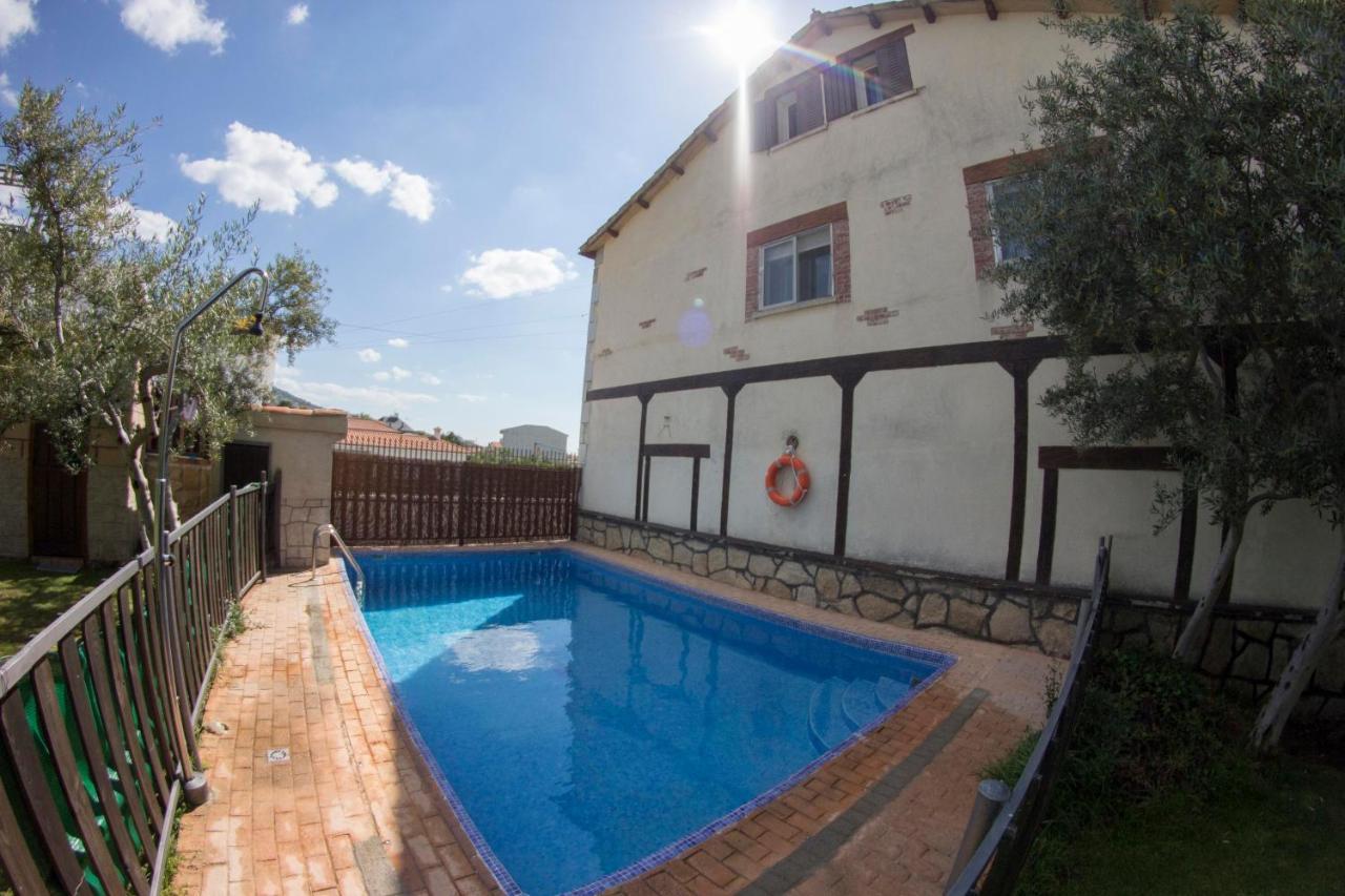 Villa La Charca De La Dehesa Casas del Monte Esterno foto
